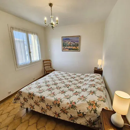 1 Chambre, Climatisation, Proche Plage, A Pied *